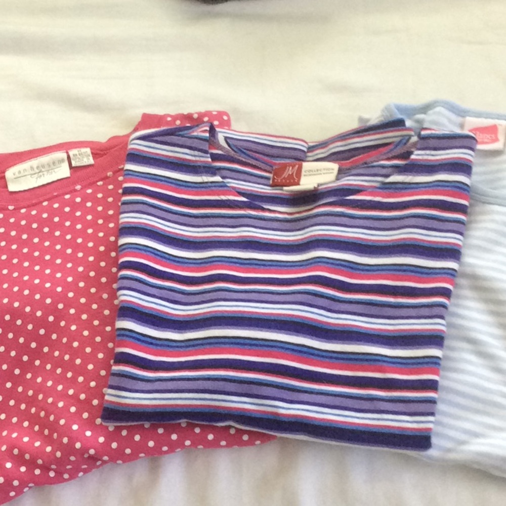 Set of 3 cotton round neck tees. Assorted Brands